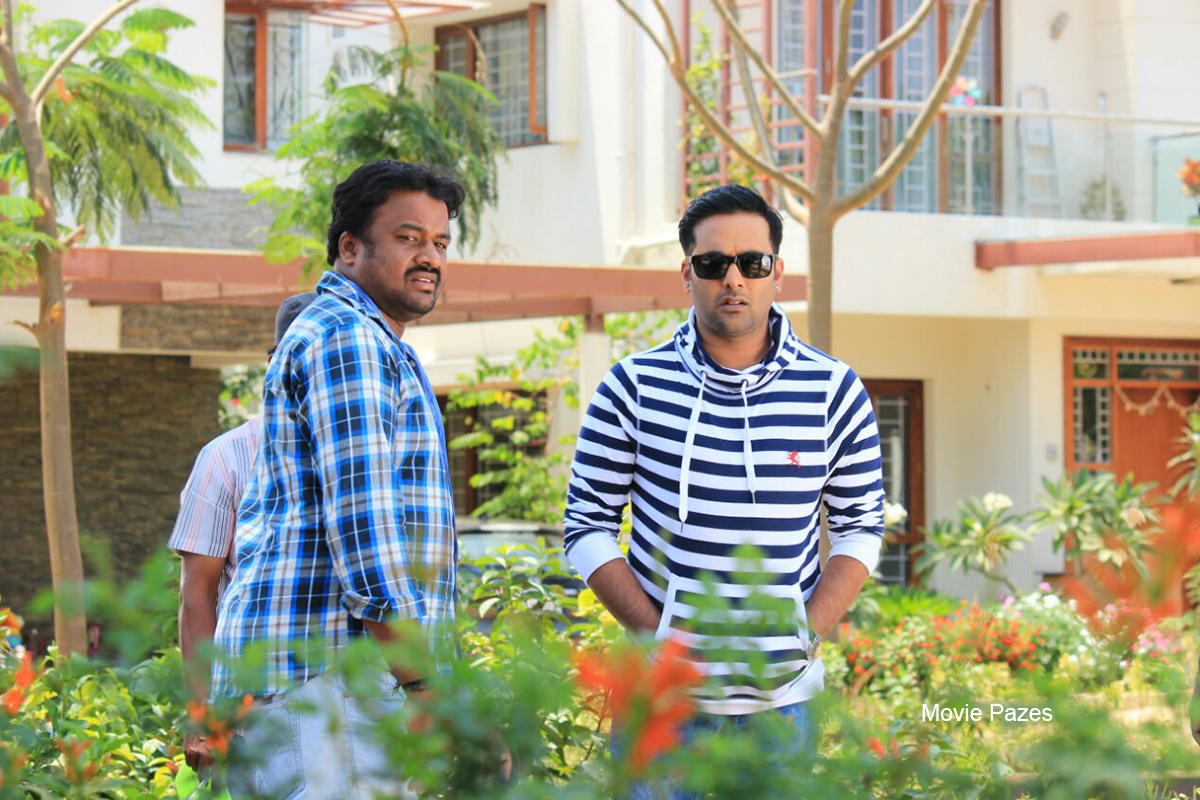 Idi Naa Love Story  Latest Working Pics